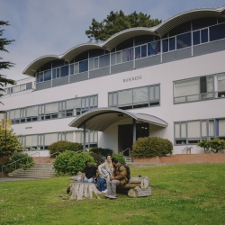 LFCoB building - Business building