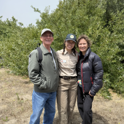 SFSU student Angela Tafur with her parents