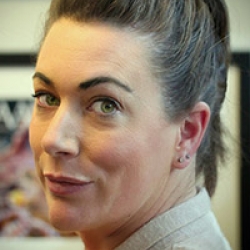Headshot of Robyn Crook