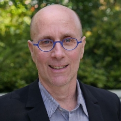 Joel Streicker headshot